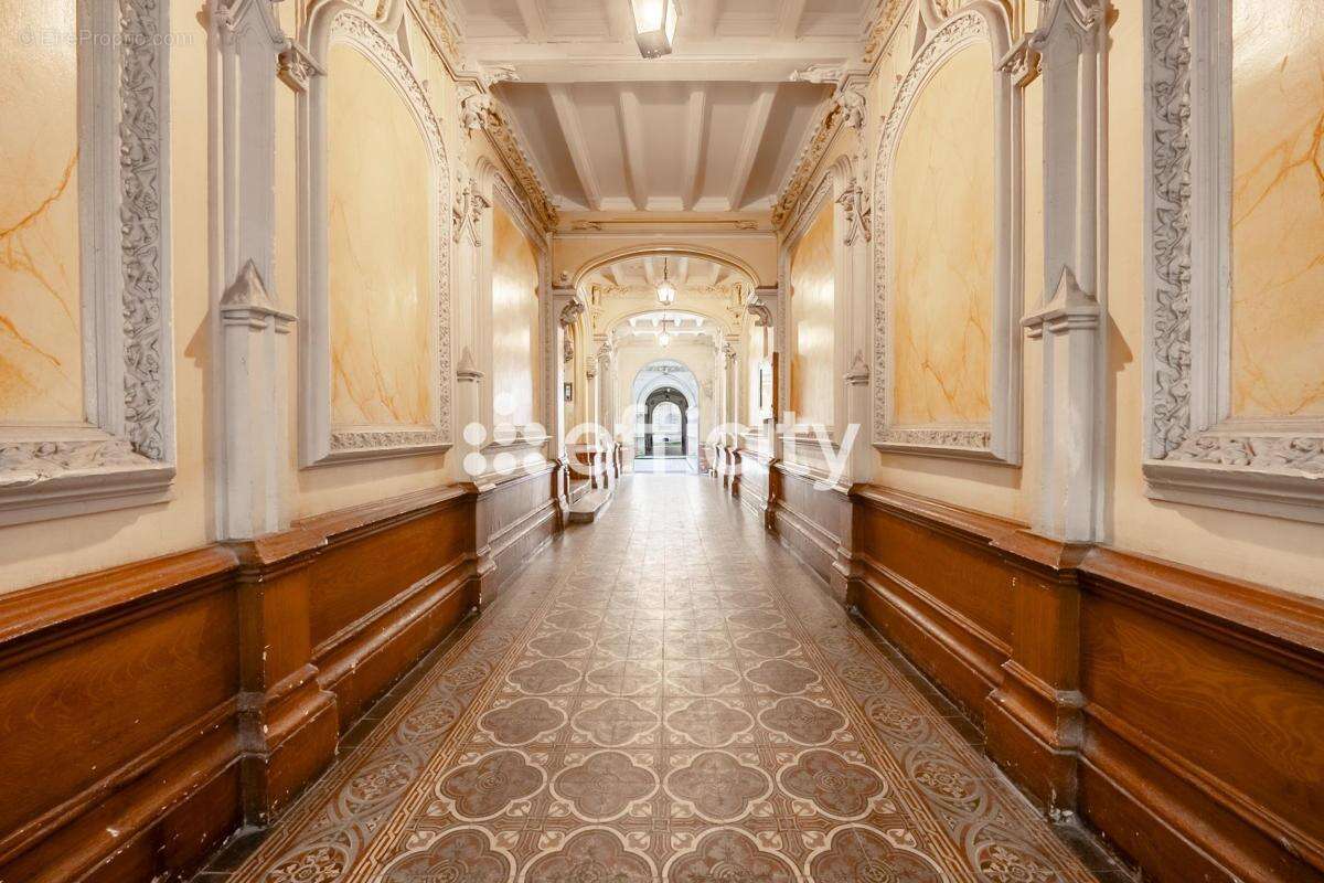 Appartement à PARIS-12E