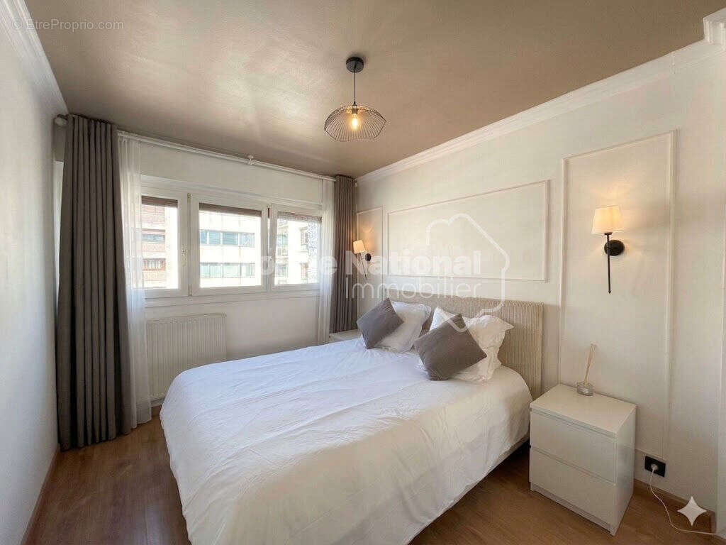 Appartement à MARSEILLE-2E