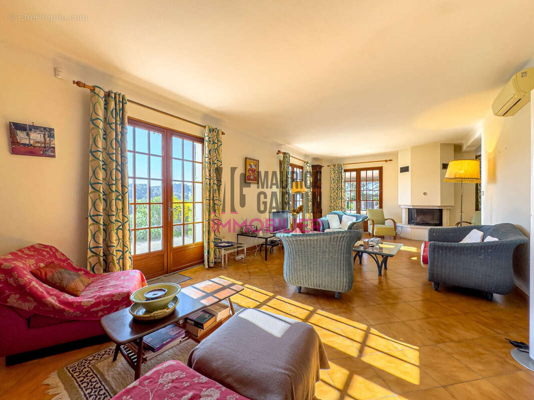 Maison à BEAUMES-DE-VENISE