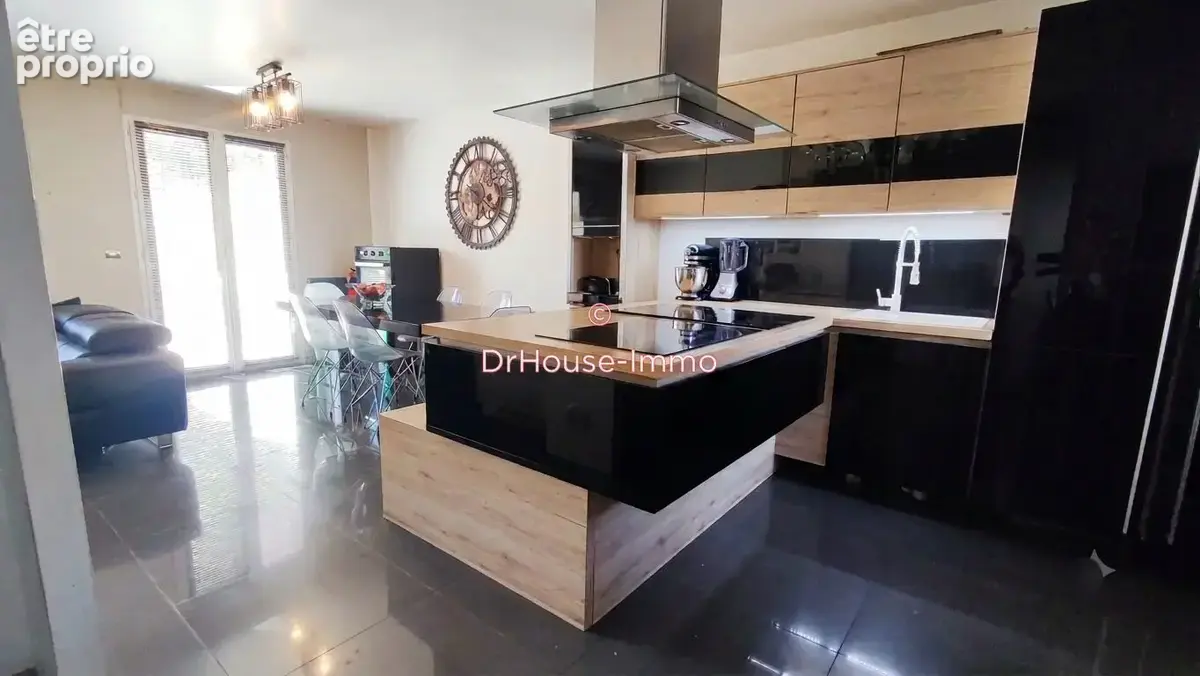 Maison 92 m² à Argenteuil  - photo 7