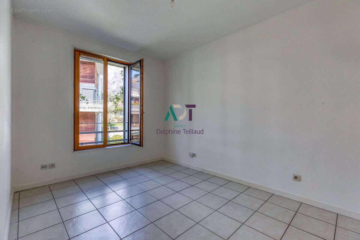Appartement à MEYLAN