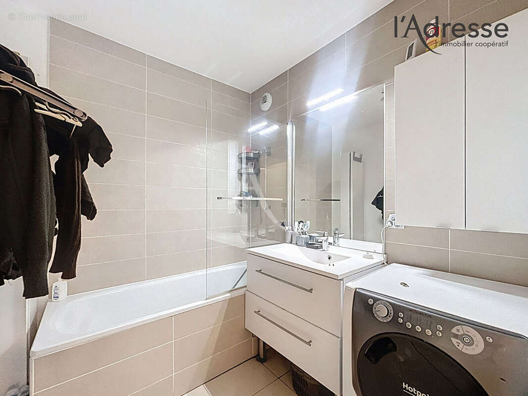 Appartement à SURESNES