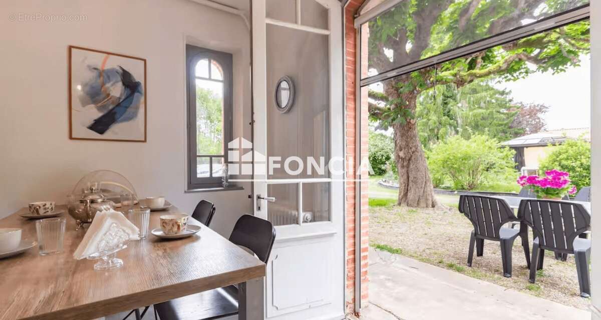 Maison à LEZAT-SUR-LEZE