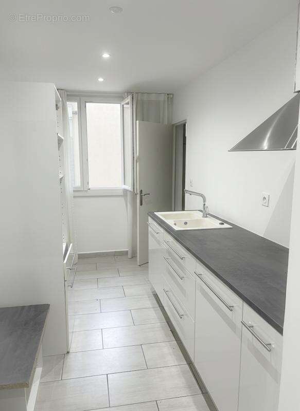 Appartement à MARSEILLE-13E