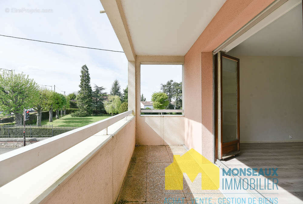 Appartement à EPINAY-SUR-ORGE