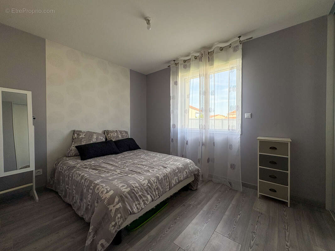 Maison à MARTRES-SUR-MORGE