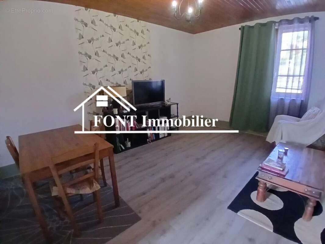 Appartement à SAINT-PAUL-EN-JAREZ