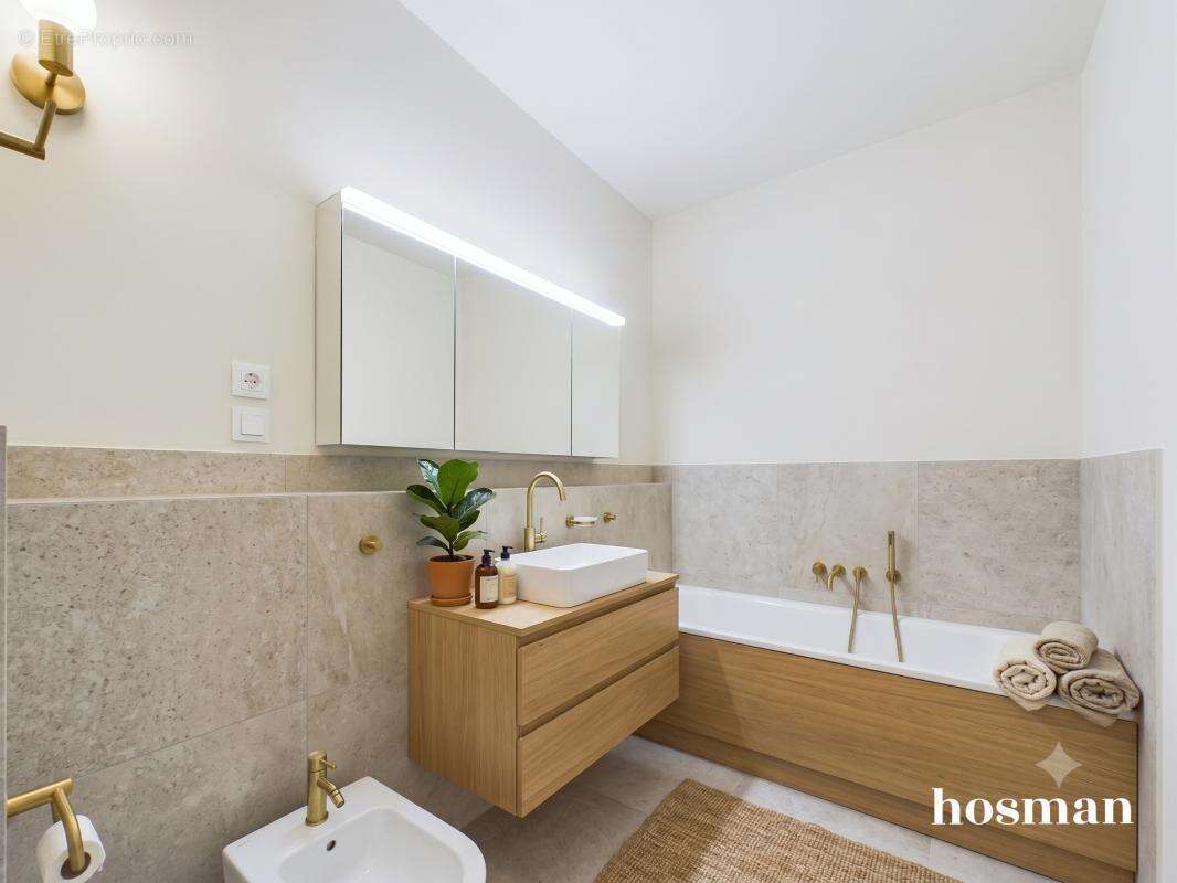Appartement à SAINT-SEBASTIEN-SUR-LOIRE