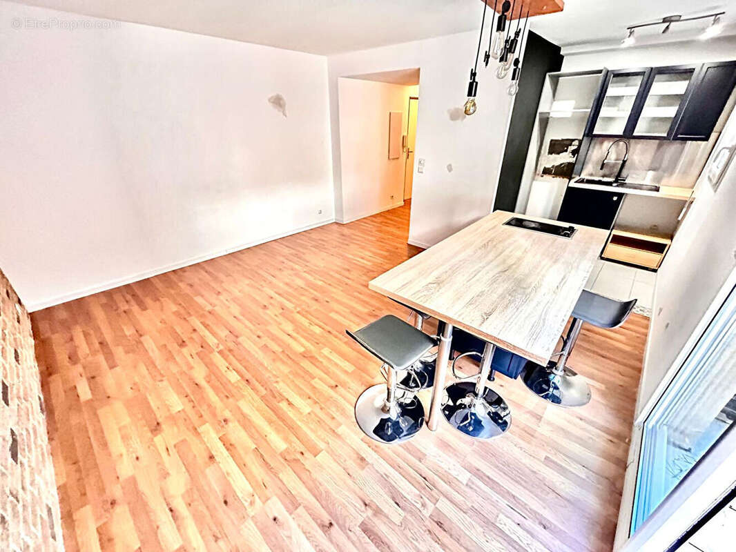 Appartement à MOUGINS