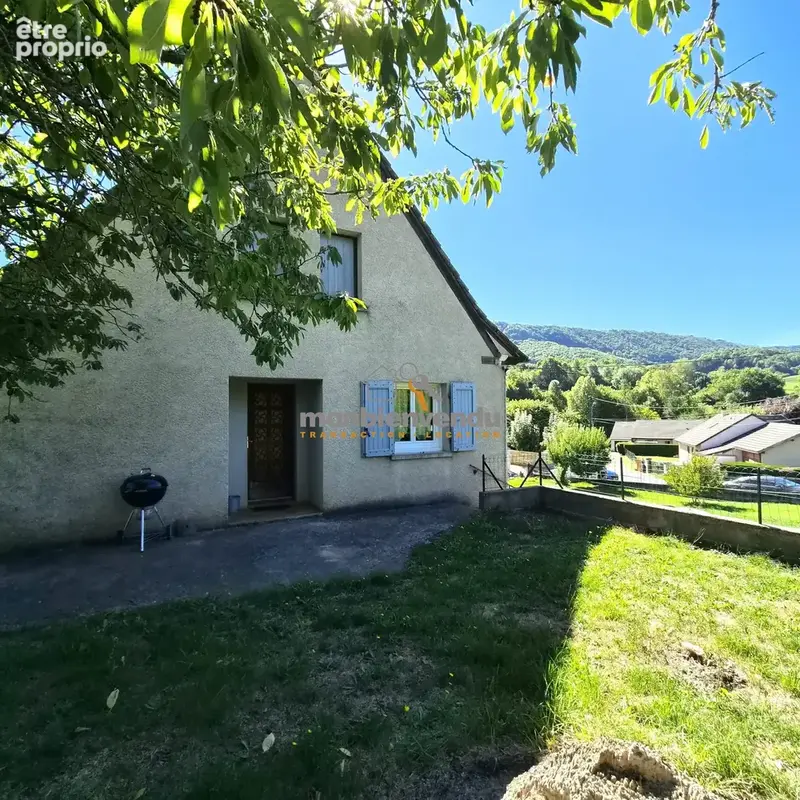Maison 7 pièces 145 m² à vendre à Vic-Sur-Cere (15800) - photo 2
