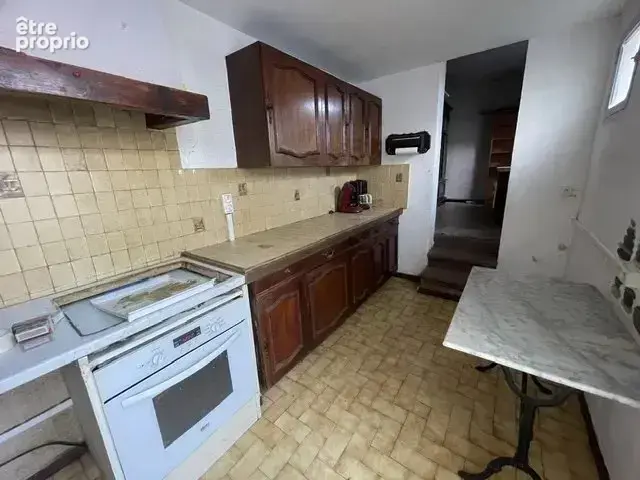 Maison de village avec jardin et garage - photo 4