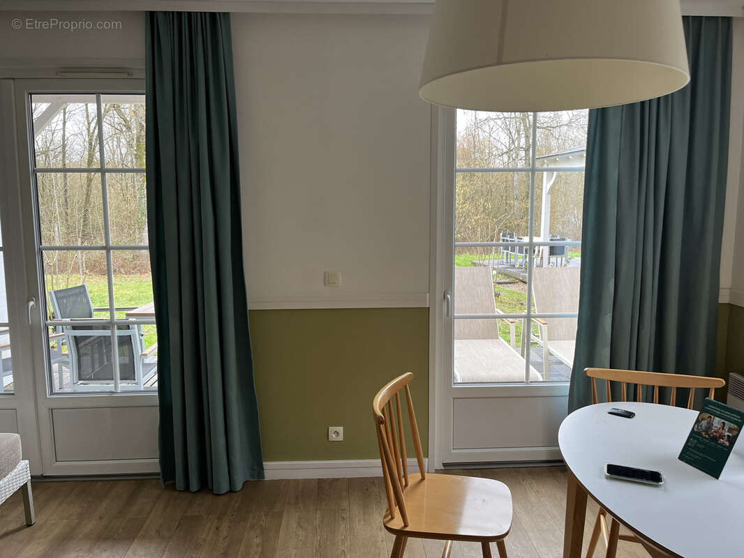 Maison à CHAMOUILLE