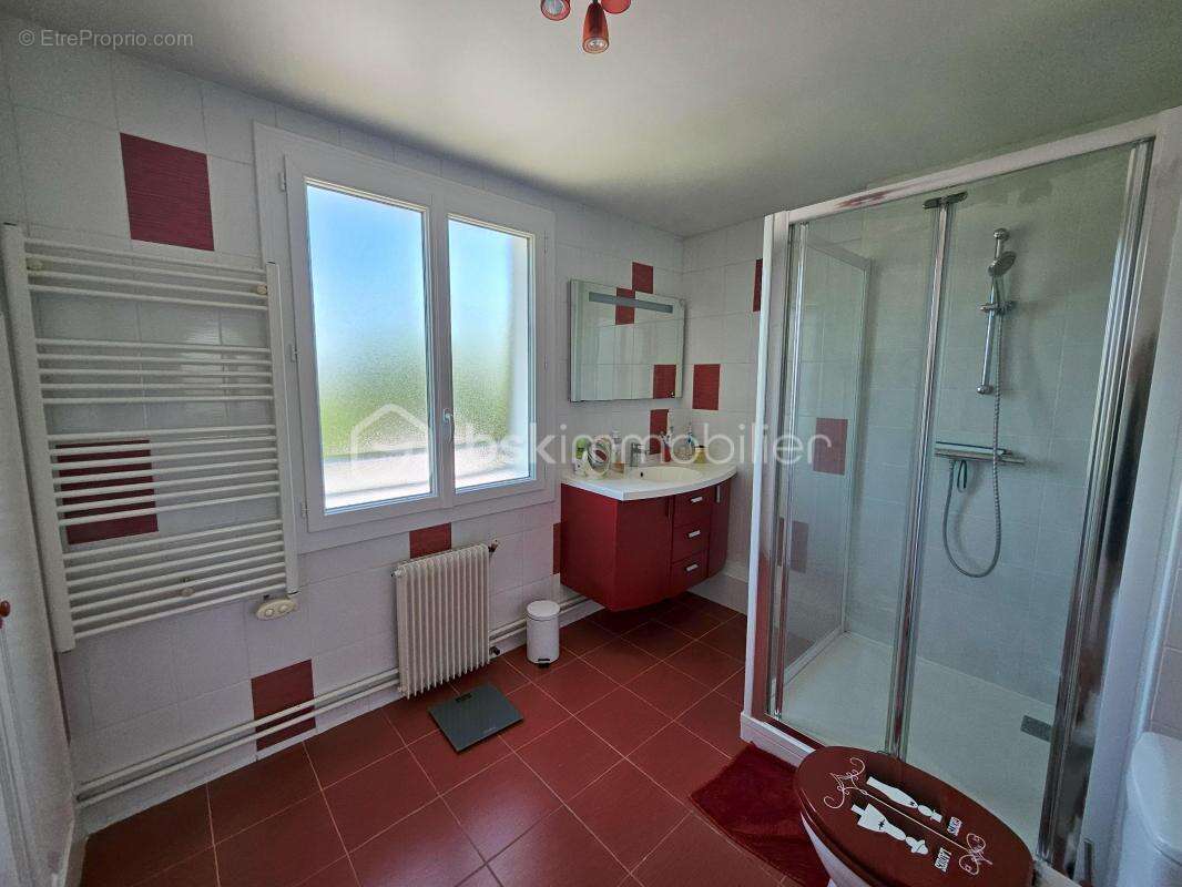 Maison à LE PASSAGE