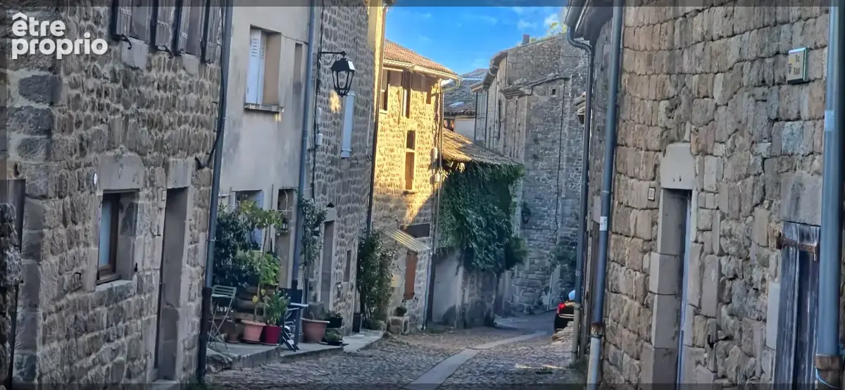 Maison de village rénovée avec terrasse   Chalencon - photo 8