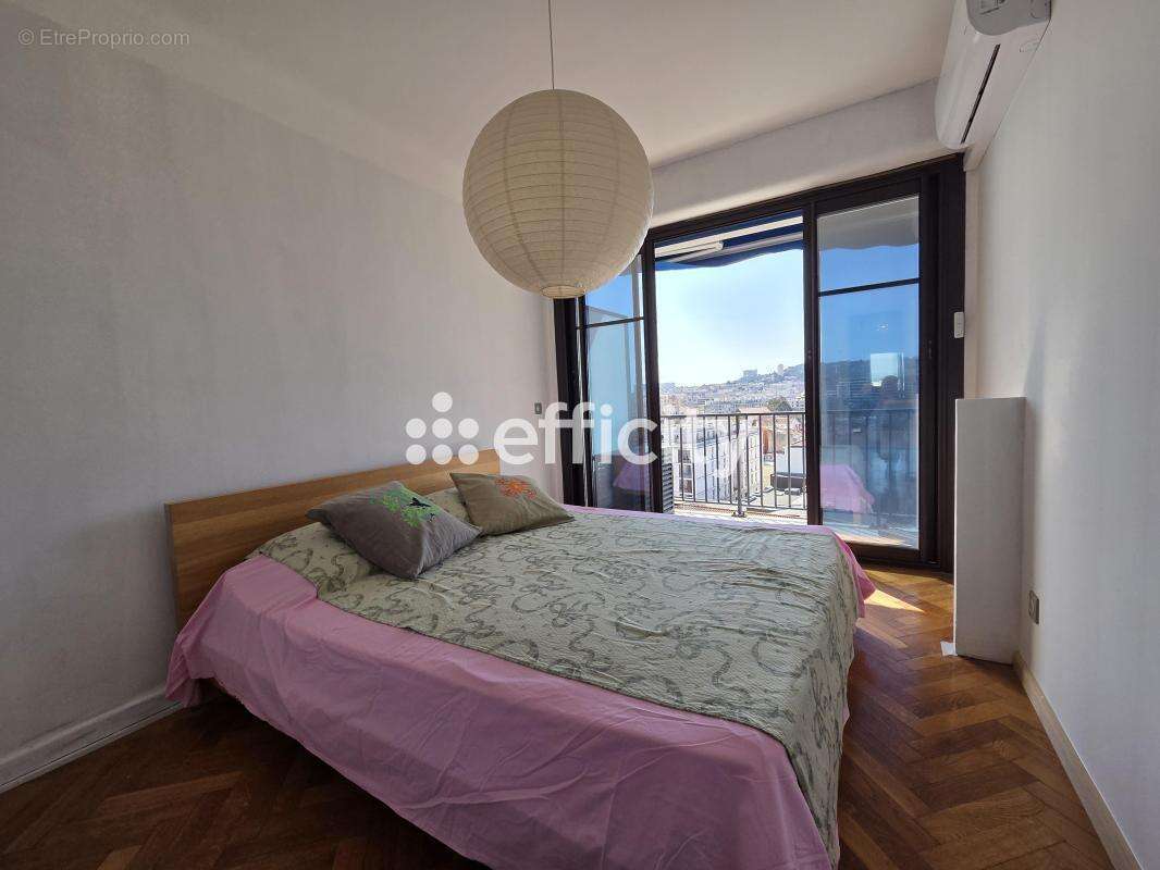 Appartement à MARSEILLE-10E