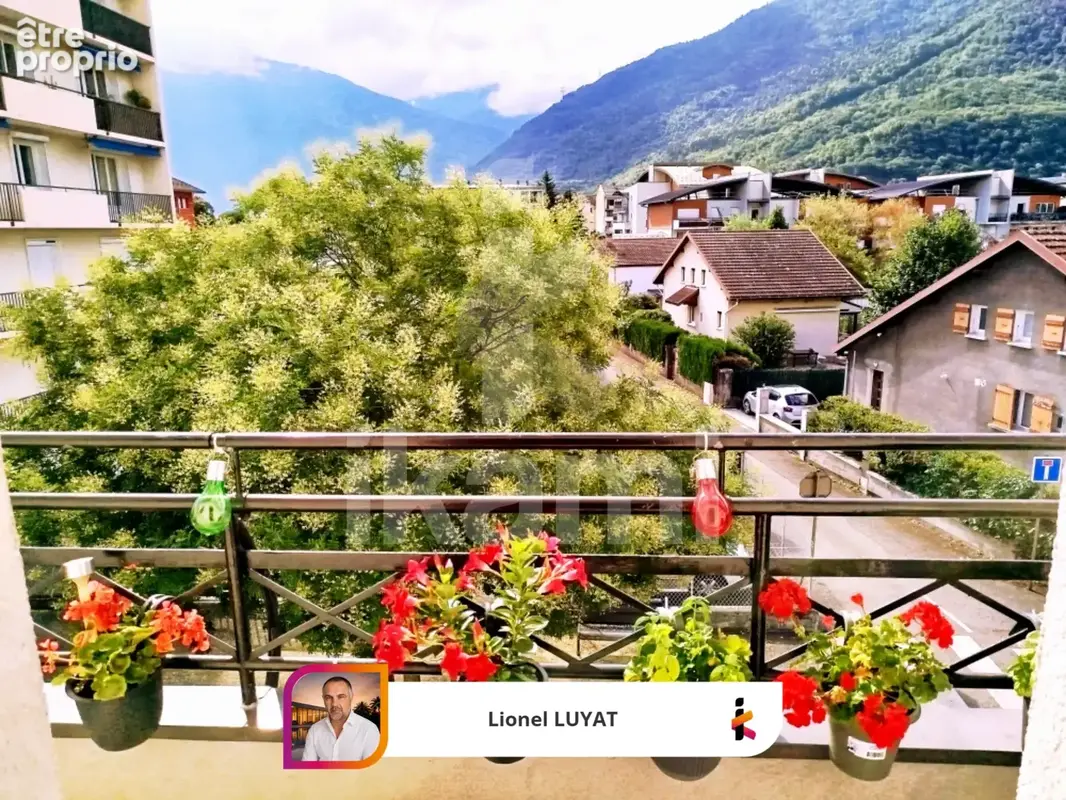 Albertville : pour investissement appartement Type T3 avec balcon et place de parking - photo 2