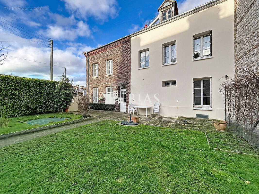 Maison à CAUDEBEC-LES-ELBEUF