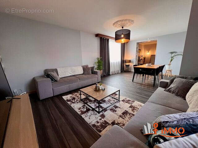 Maison 130 m² à La Talaudiere  - photo 3