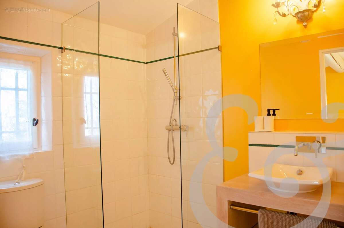 Maison à EYGALIERES