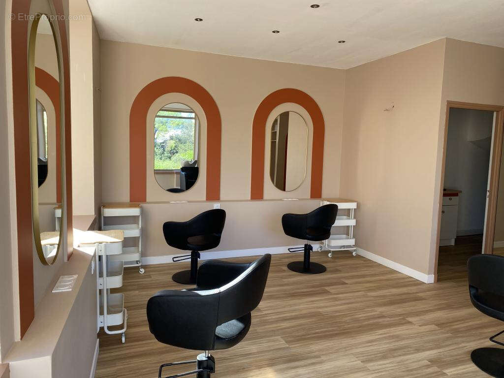A louer salon de coiffure de 90m2   mouans sartoux   alpes maritimes - photo 16