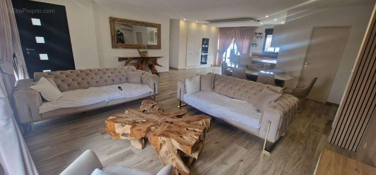 Maison à NOYERS-SUR-CHER