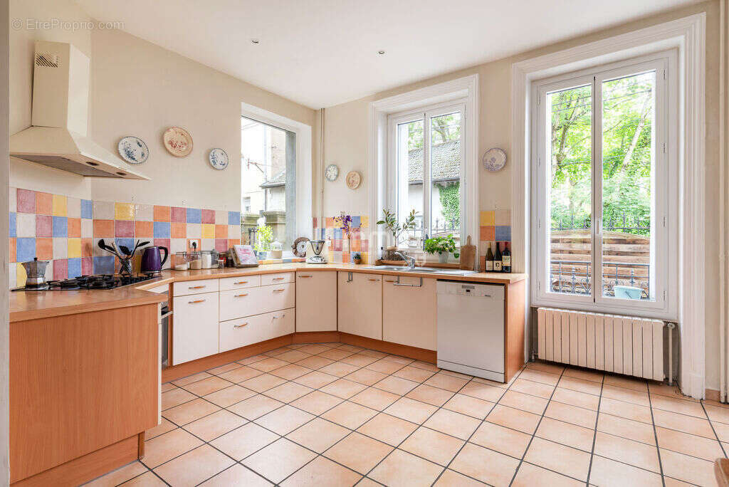 435 m² pour Coworquie  étudiante ou intergénérationnelle - photo 14