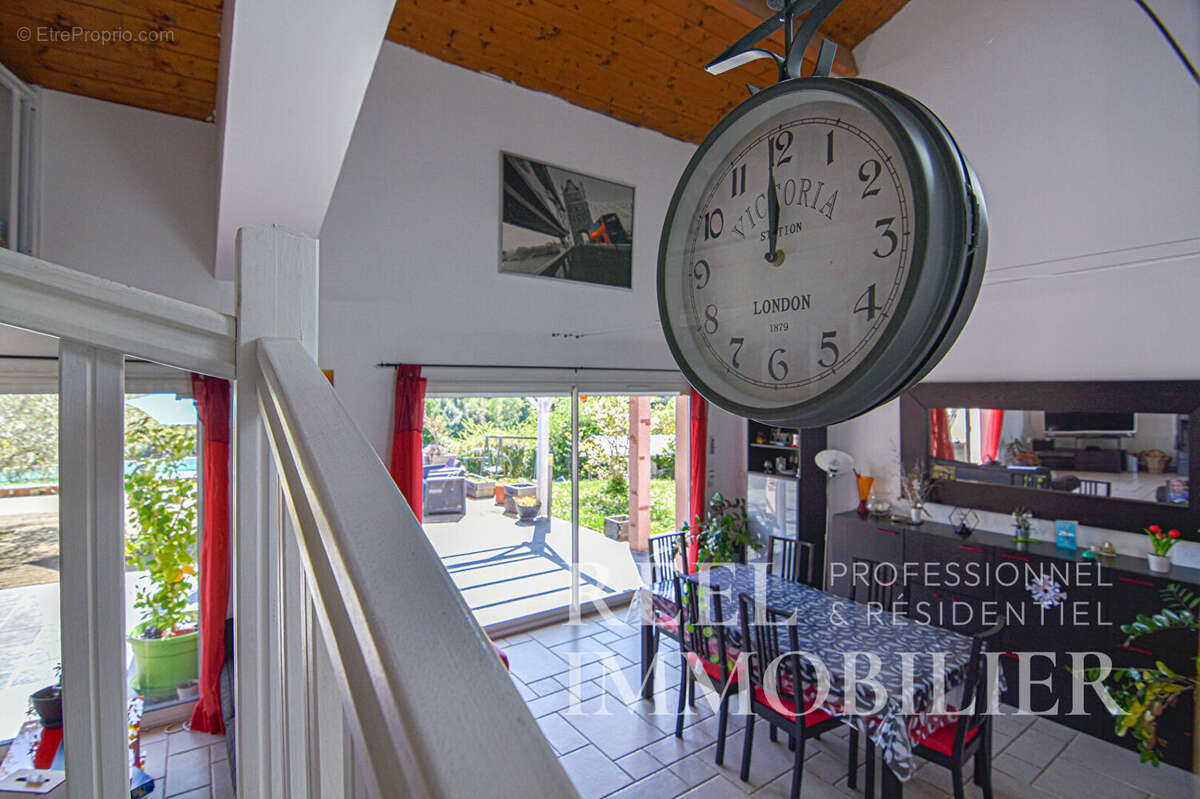 Spacieuse maison contemporaine sur les hauteurs d'Auch - photo 14