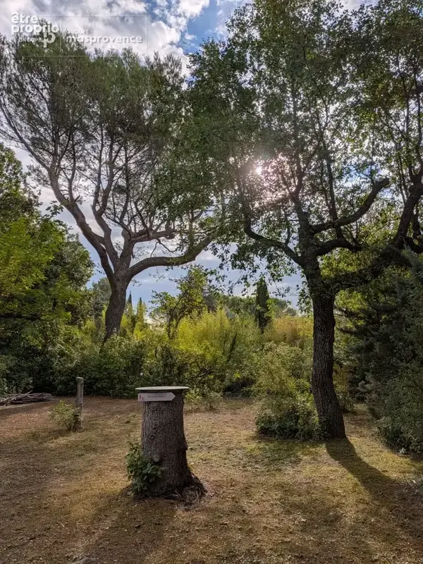Terrain à bâtir de 1120 m² à SAINT-DIDIER (84) - photo 1