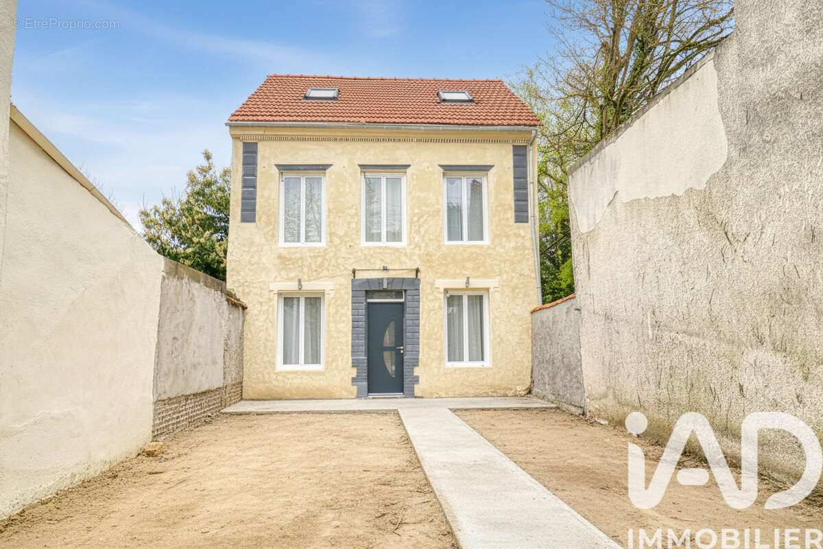 Photo 4 - Maison à BESSANCOURT