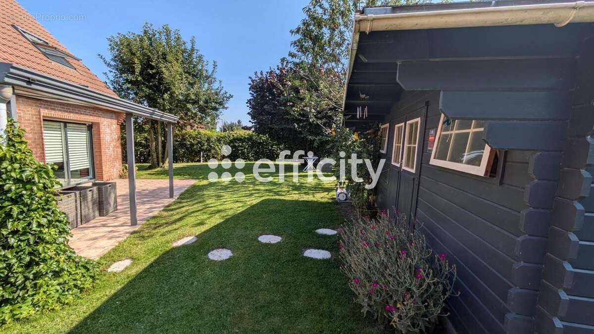 Maison à GONDECOURT