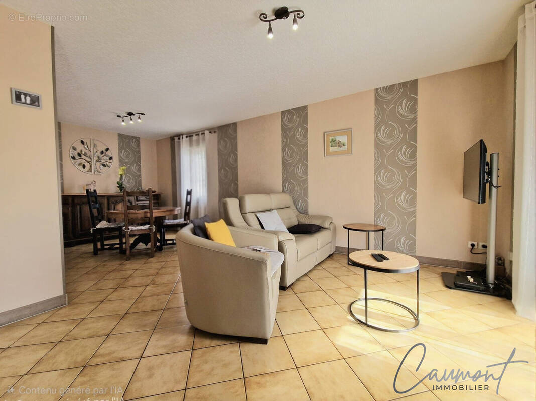 Maison à LILLEBONNE