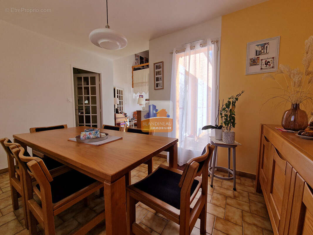 Maison à BOUGUENAIS