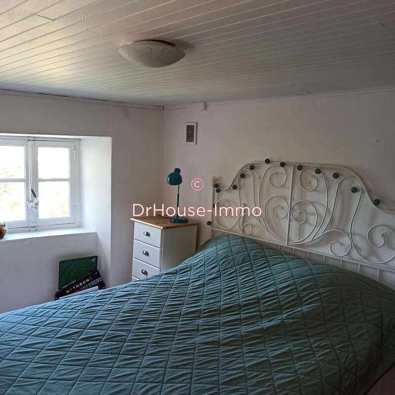 Maison à SAINT-HOSTIEN