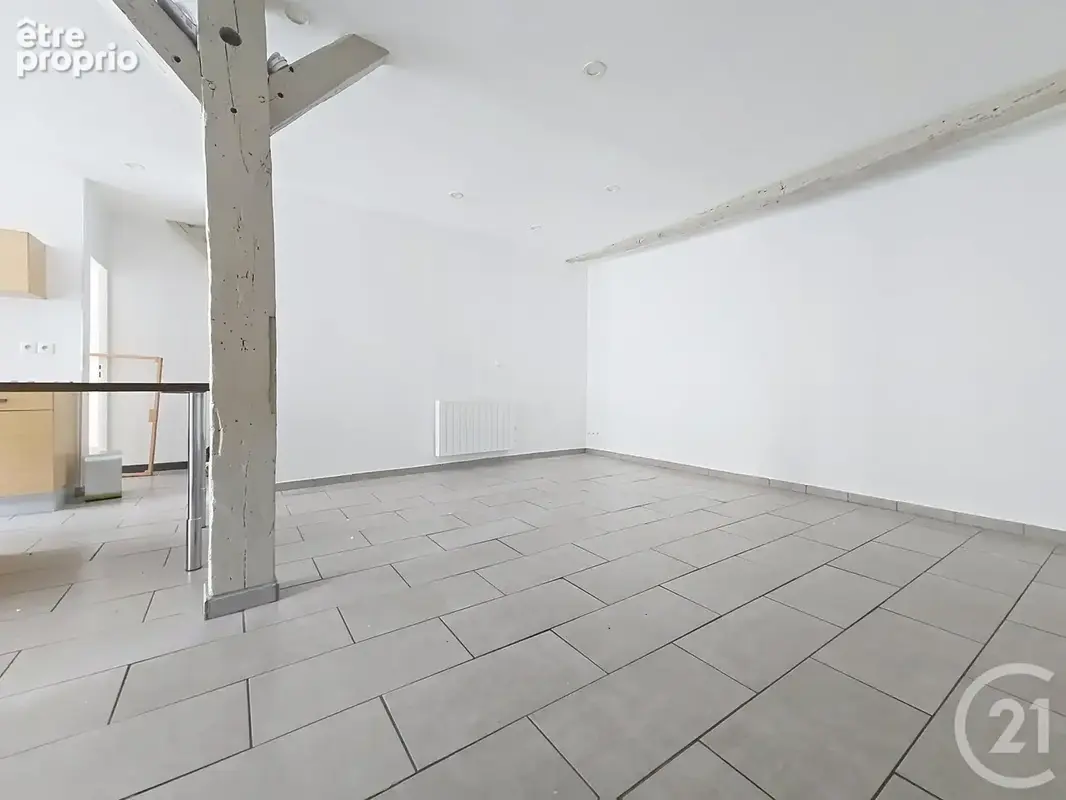 Appartement 4 pièces 74 m² à vendre à Chalons-En-Champagne (51000) - photo 4