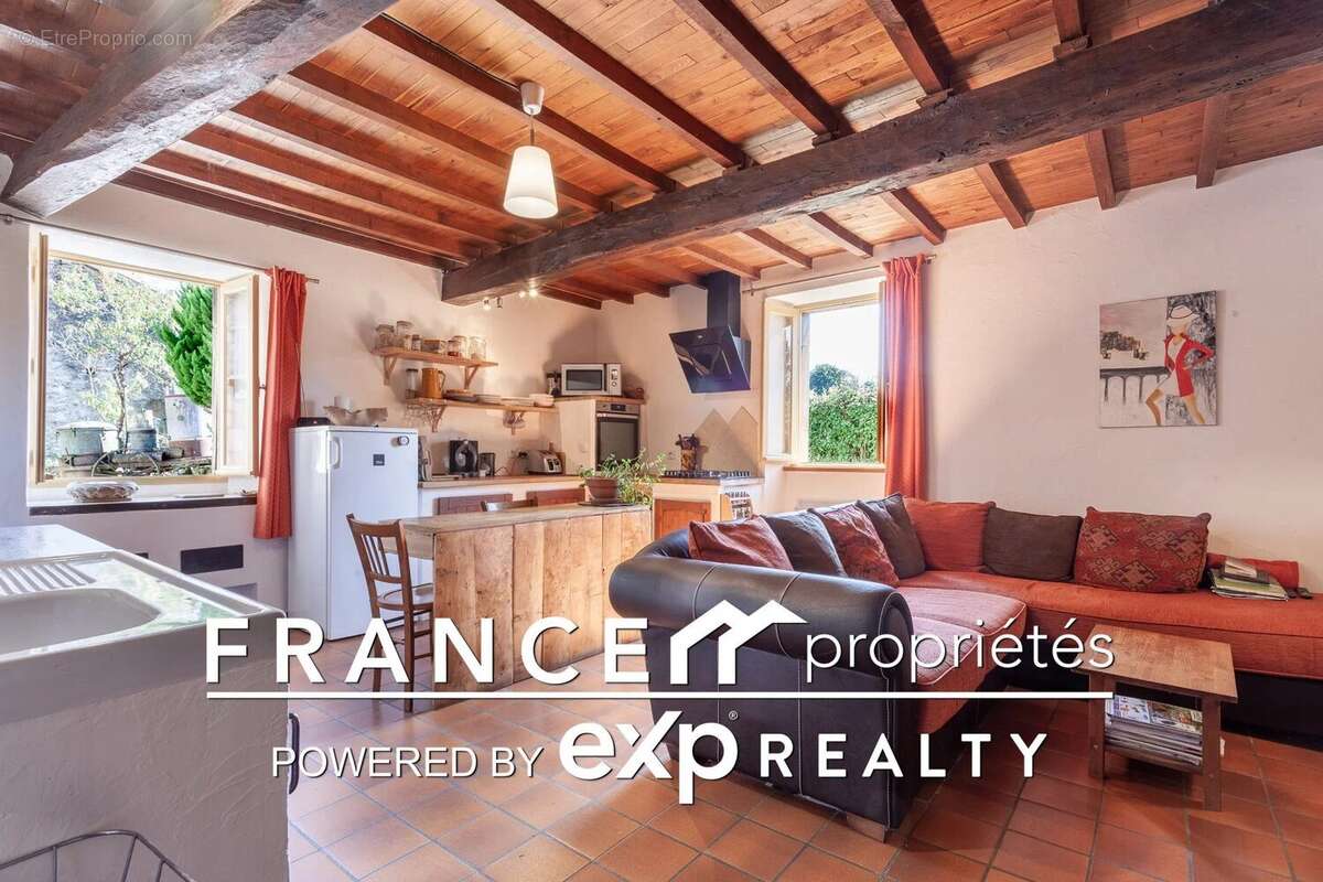 DOUSSON - Maison à SALIES-DU-SALAT