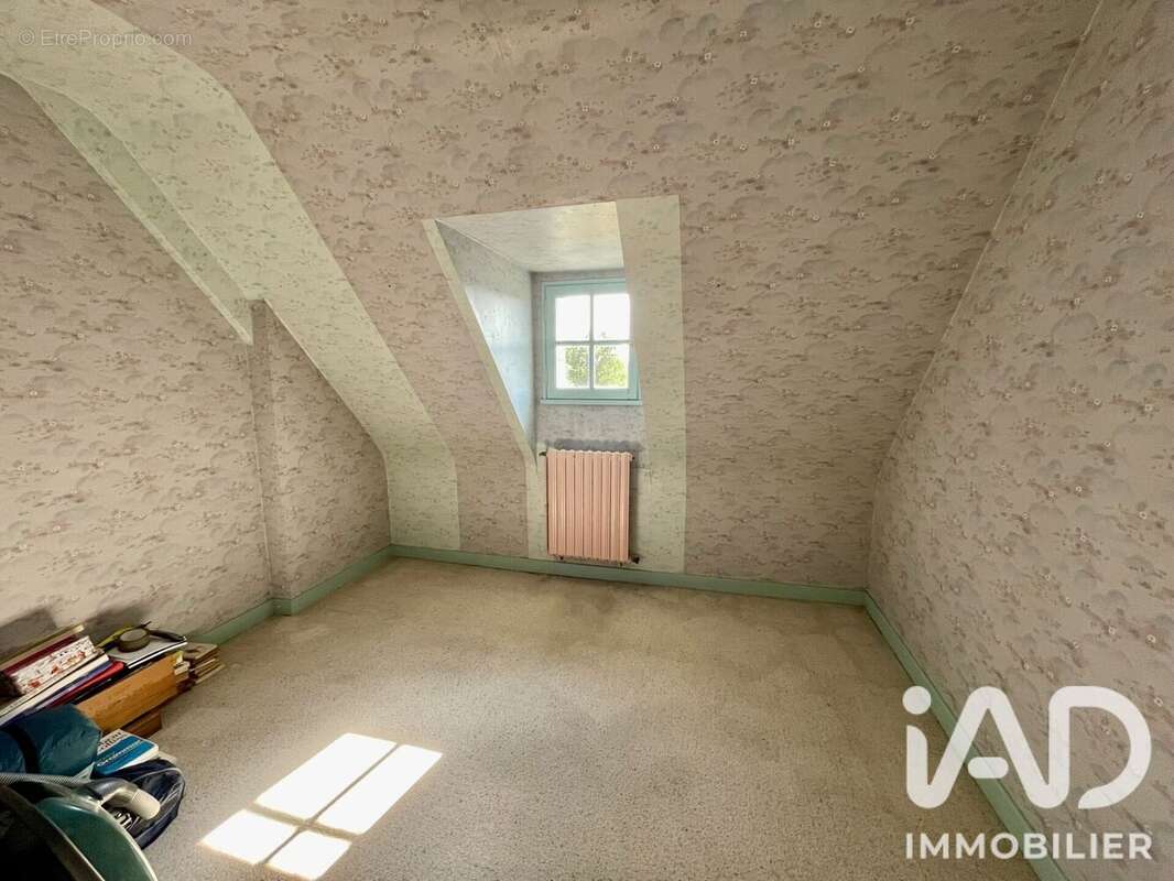 Maison 113 m² à Gouarec  - photo 9