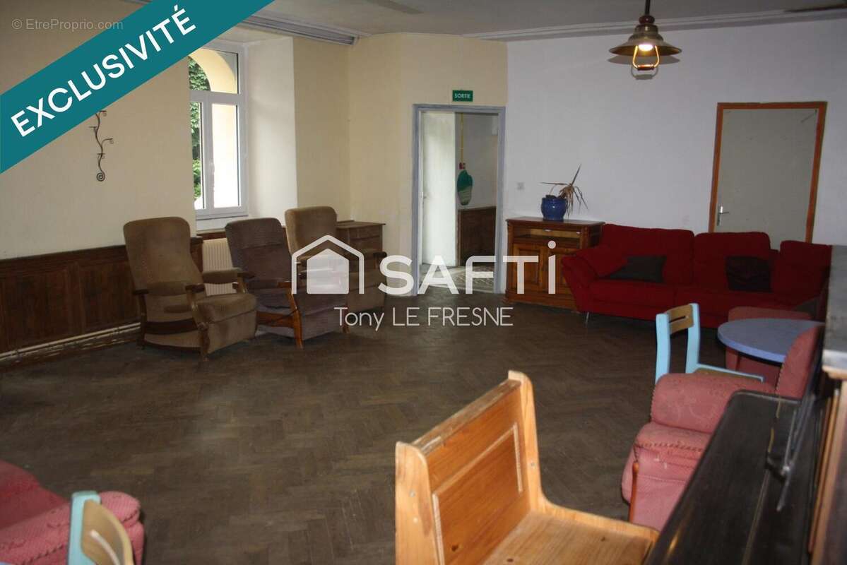 Maison 768 m² à Saint-Mayeux  - photo 7