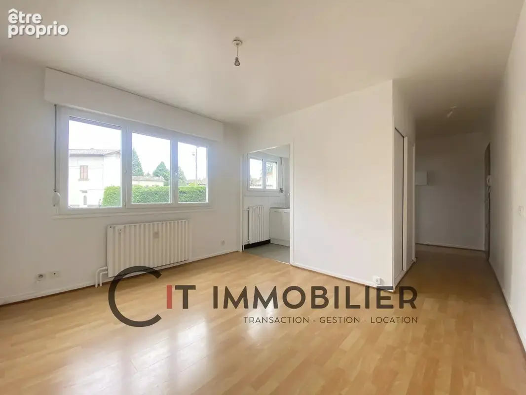Photo Appartement à La Tour-Du-Pin au prix de 49 000€