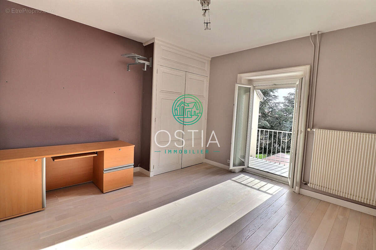 Maison à SAINT-MARTIN-LA-PLAINE