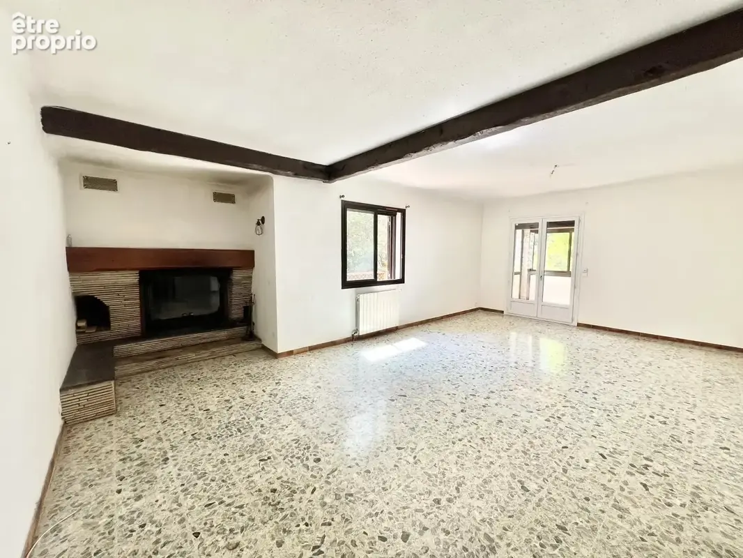 Maison T5 sur 1 480 m² de terrain avec piscine - photo 14