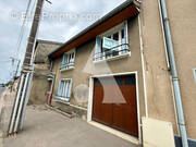 Maison à VELAINES