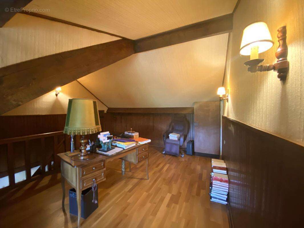 Maison à MOUSSEAUX-SUR-SEINE