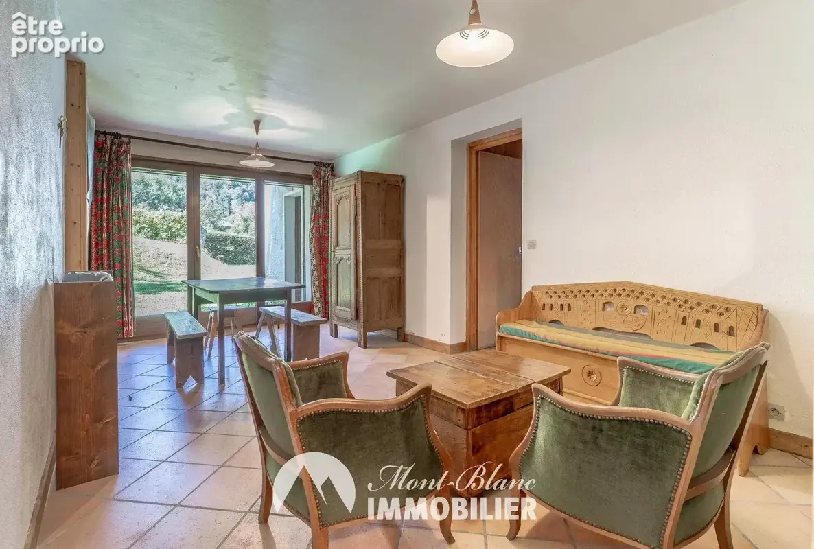 Les houches – chalet avec vue dégagée et fort potentiel - photo 14
