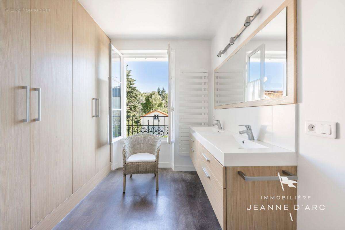 Maison à LE CHESNAY