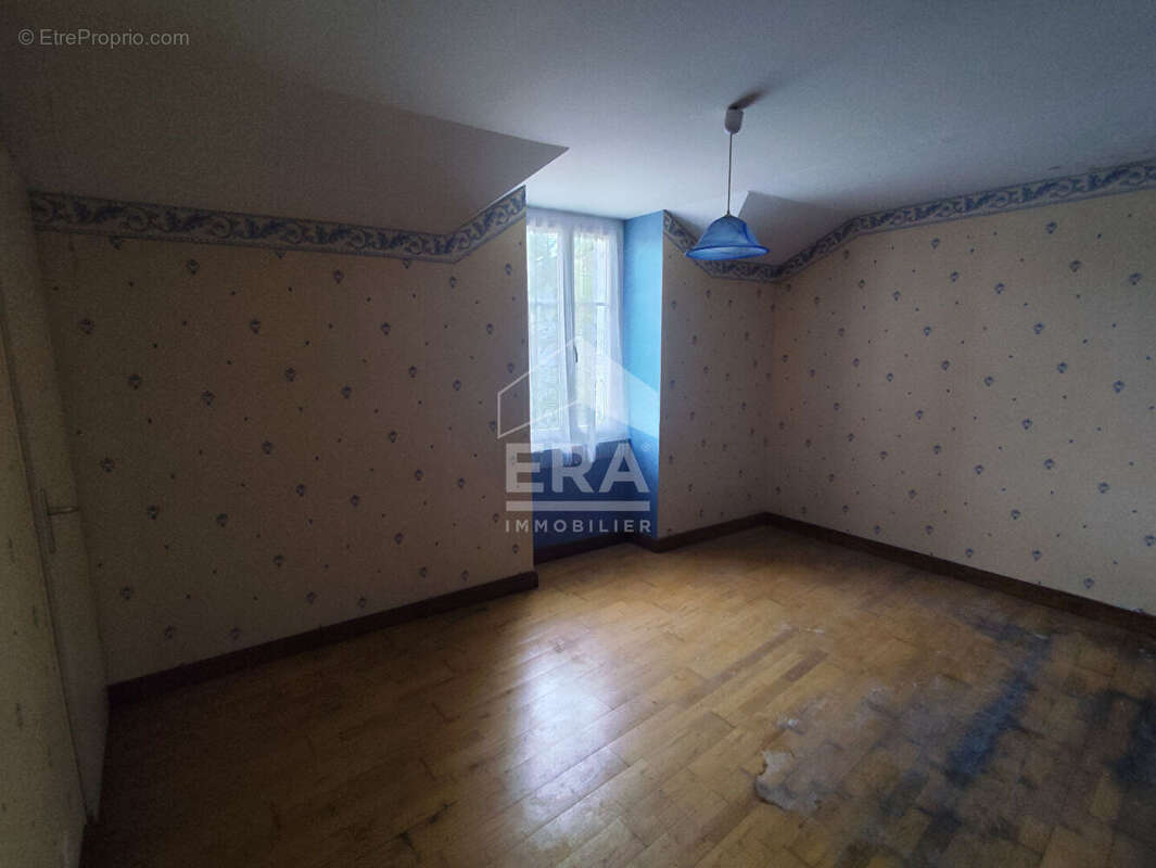 Maison à LIMALONGES