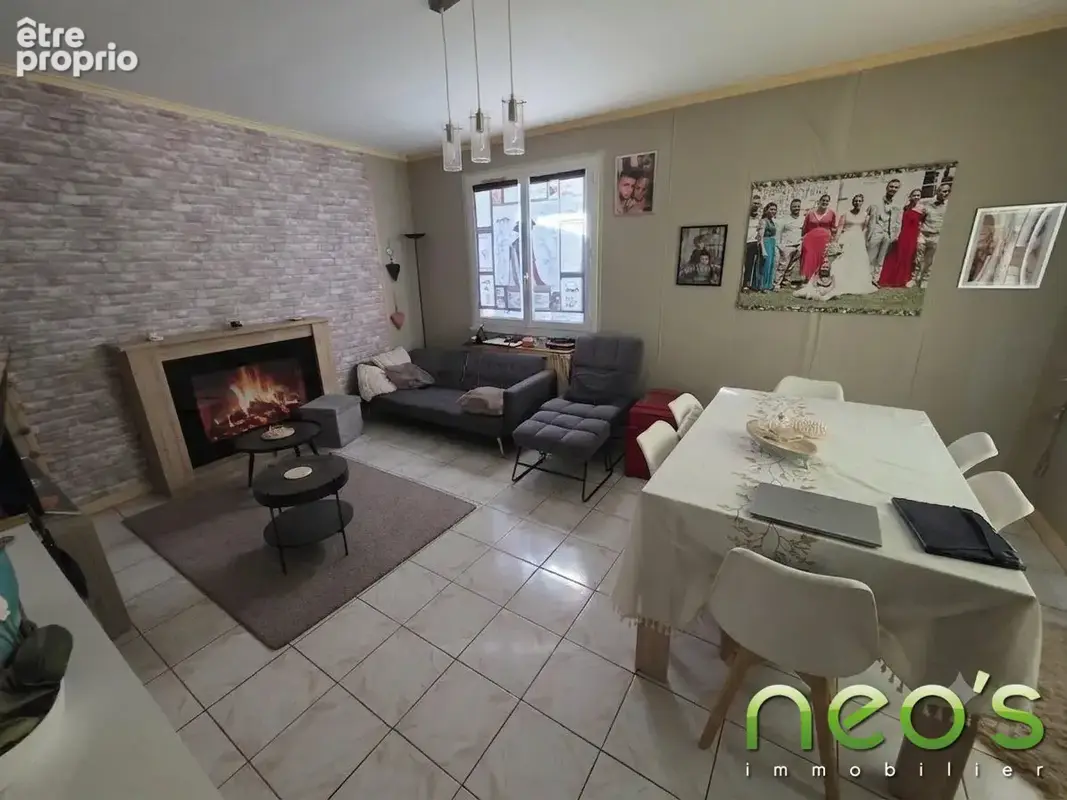 Maison 108 m² à Nueil-Les-Aubiers  - photo 2