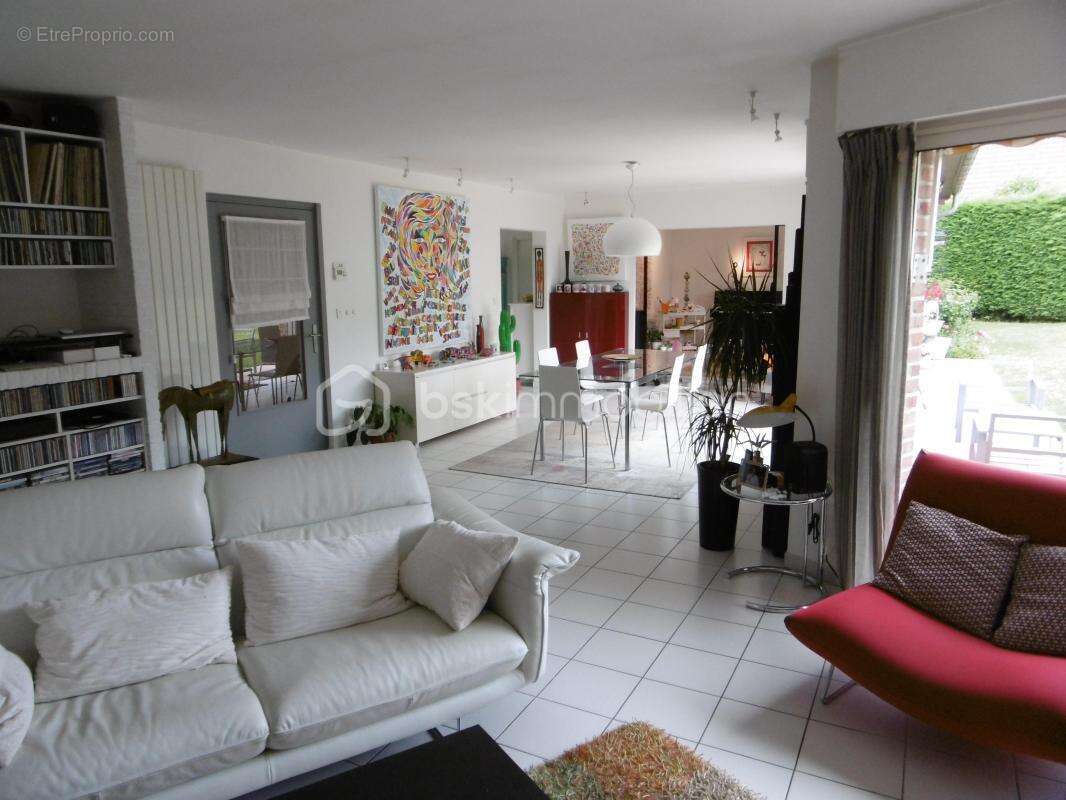 Maison à BOURGHELLES