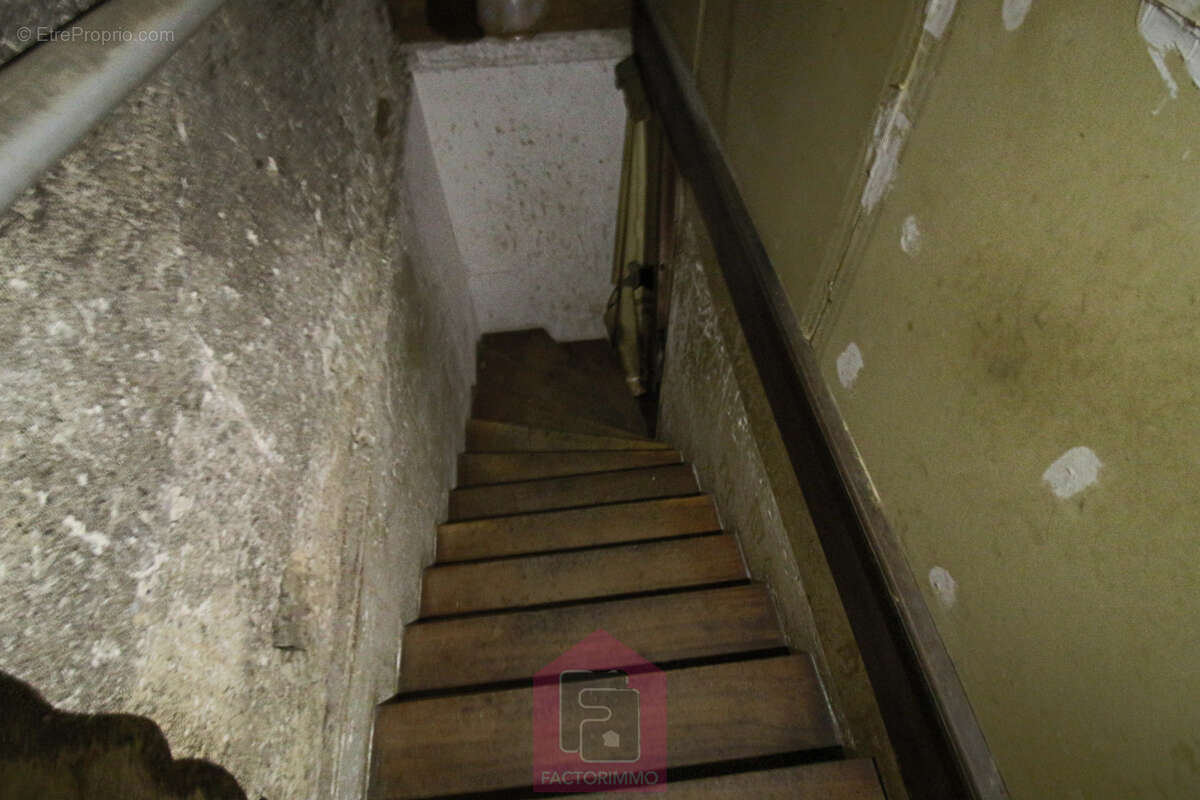 Appartement à PUY-L'EVEQUE