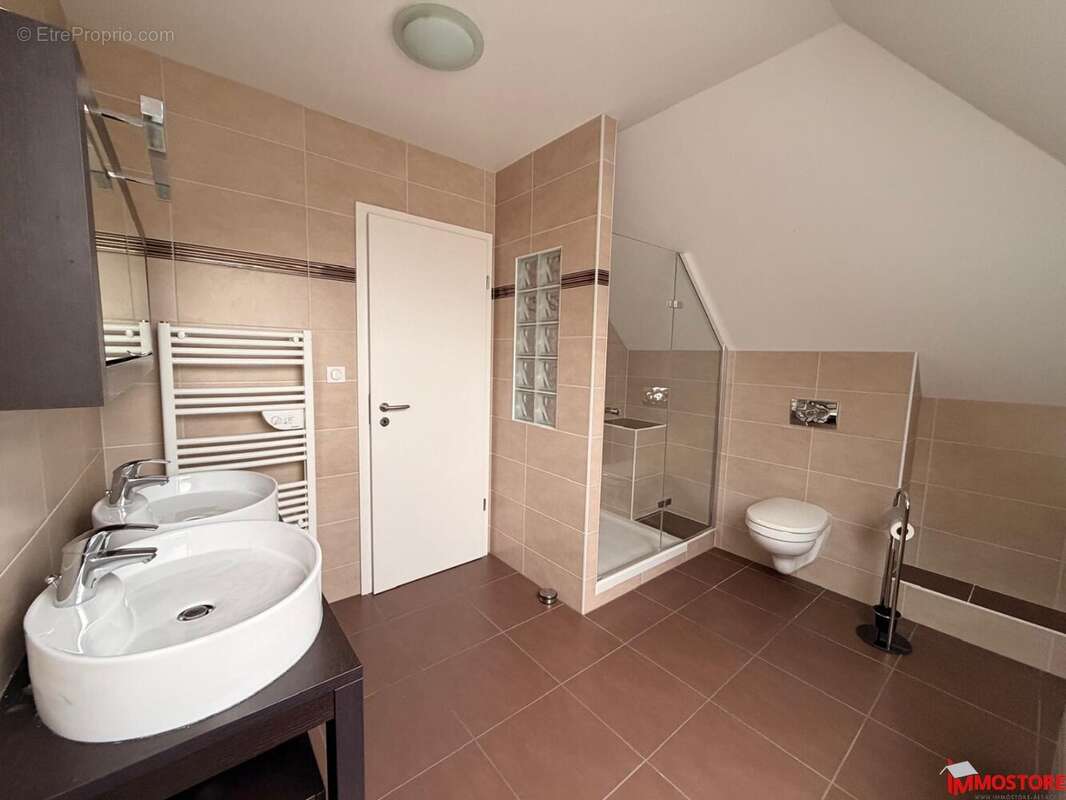 Appartement F4 en Duplex - photo 10