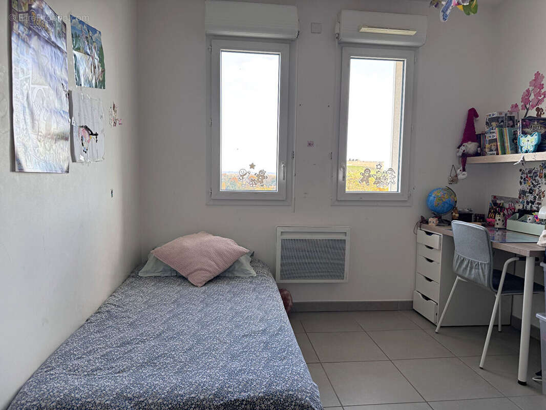 Appartement à VILLENEUVE-LES-AVIGNON